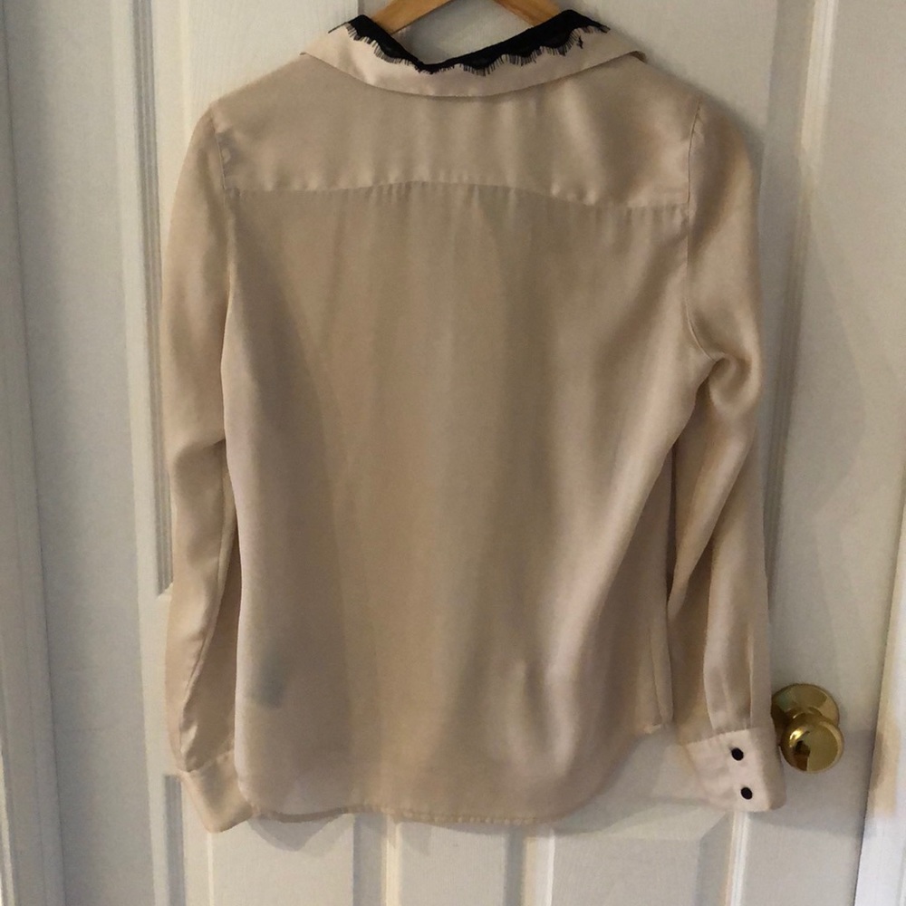 Guess Blouse - Picture 2 of 3
